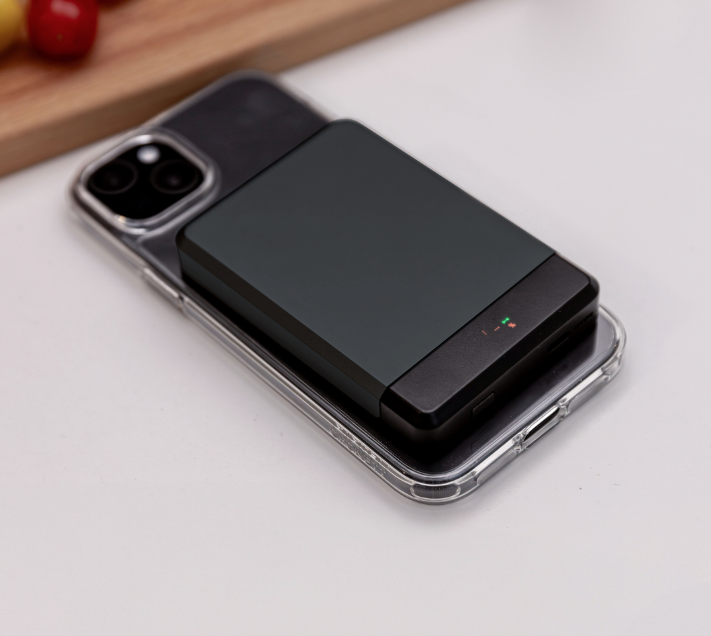 Cygnett Power Bank 10k - Magnetic Wireless